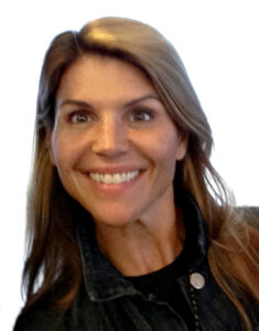 Lori Loughlin Net Worth 2021: Age, Height, Weight, Husband, Kids, Bio-Wiki