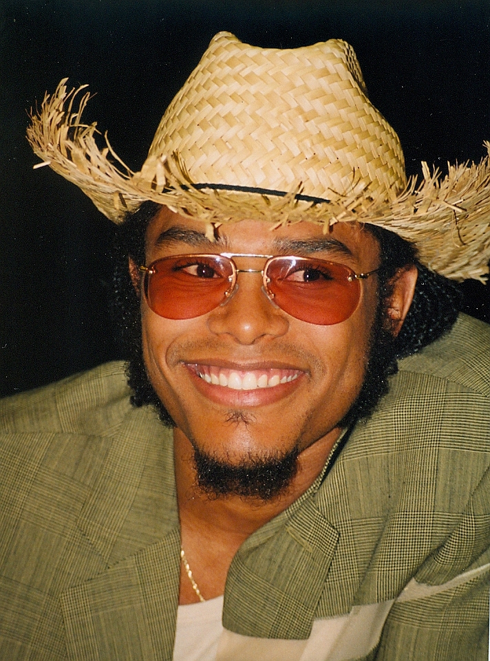 Maxwell Net Worth 2021: Age, Height, Weight, Girlfriend, Dating, Bio-Wiki