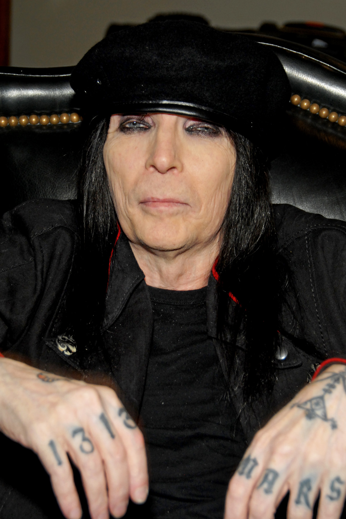 Mick Mars Net Worth 2021: Age, Height, Weight, Wife, Kids, Bio-Wiki