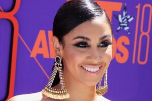Queen Naija Net Worth 2021: Age, Height, Weight, Husband, Kids, Bio-Wiki