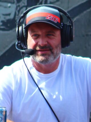Tom Segura Net Worth 2021: Age, Height, Weight, Wife, Kids, Bio-Wiki