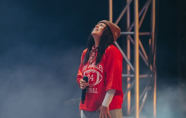 Kari Jobe net worth 2025, age, height, husband, boyfriend, kids, biography, wiki