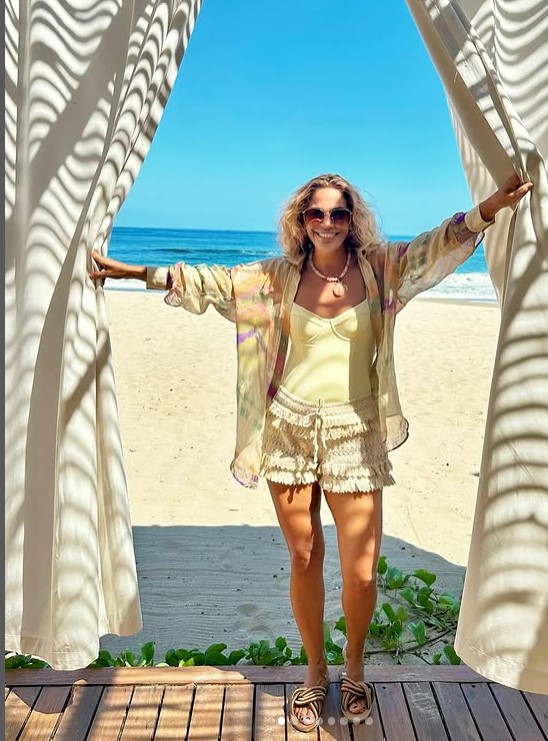 Karla Martínez in Beach Vacation