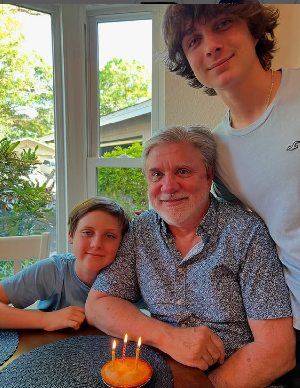Mike Rinder Net worth