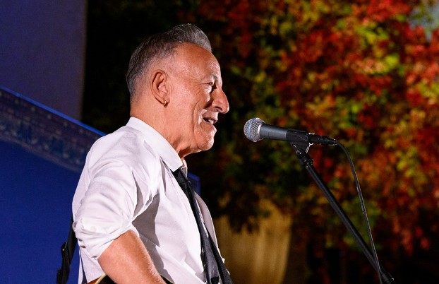 Bruce Springsteen Net Worth 2025: Age, Height, Weight, Wife, Kids, Bio-Wiki